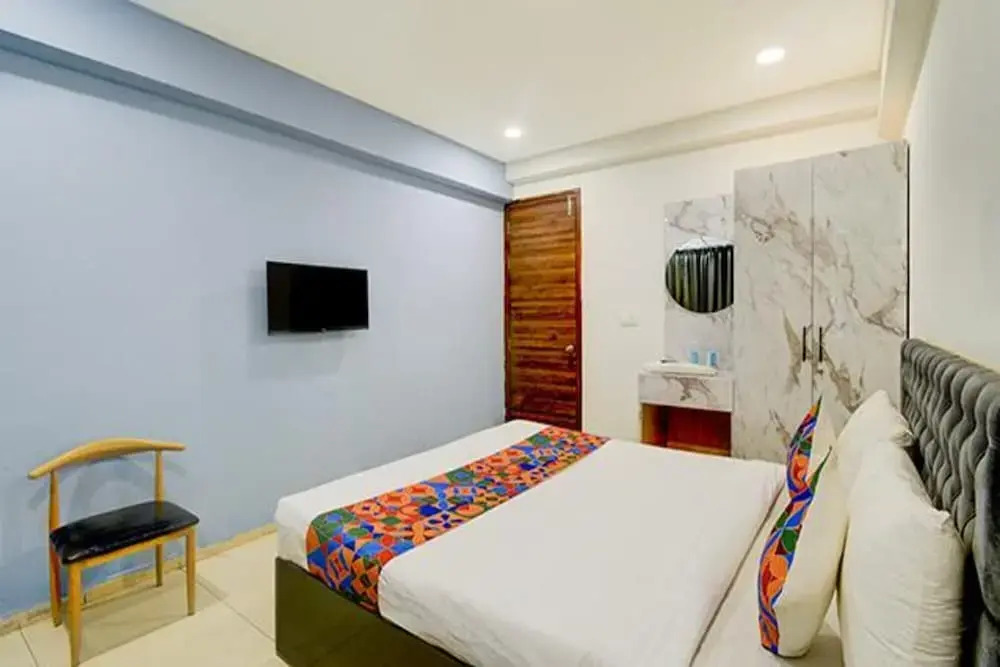 FabHotel Wild Wings Narsingi
