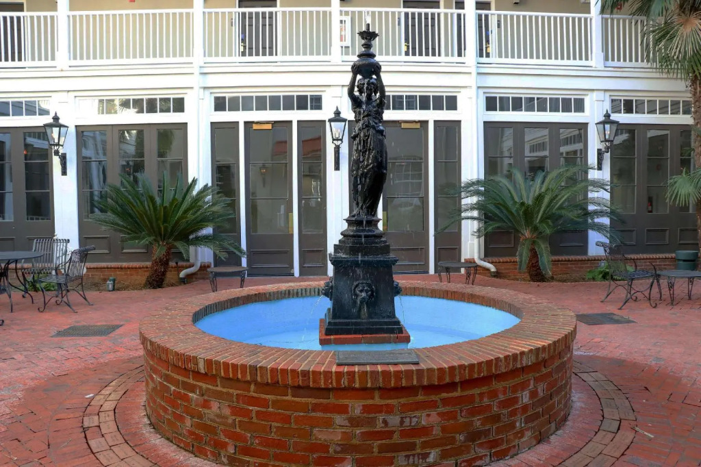 St. James Hotel Selma