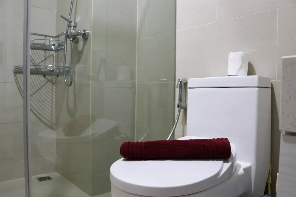 Elegant And Comfy 3Br Daan Mogot City Apartment