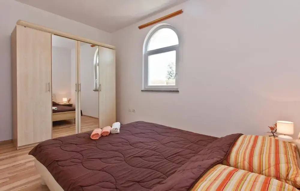 Awesome Home in Vodnjan With 3 Bedrooms, Internet and Outdoor Swimming Pool