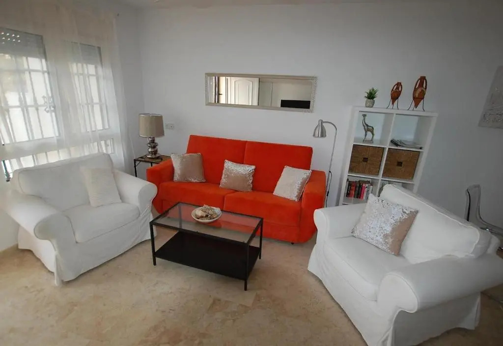 Lovely Apartment peaceful area