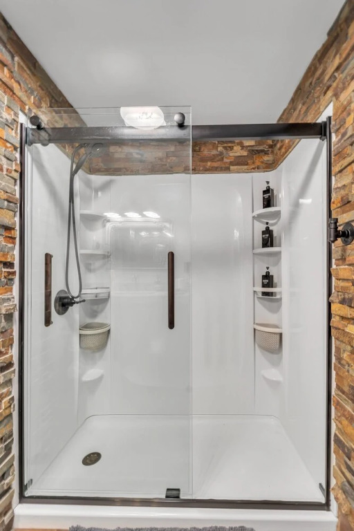 Titletown Hideaway: Spacious Boho 4 Bedroom Home by RedAwning