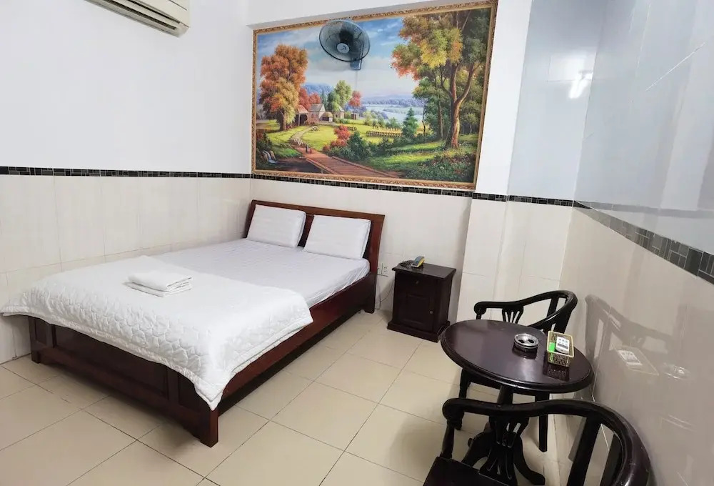 Nhu Y Hotel
