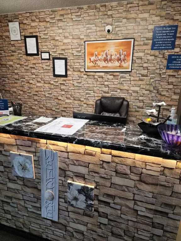 Family Budget Inn