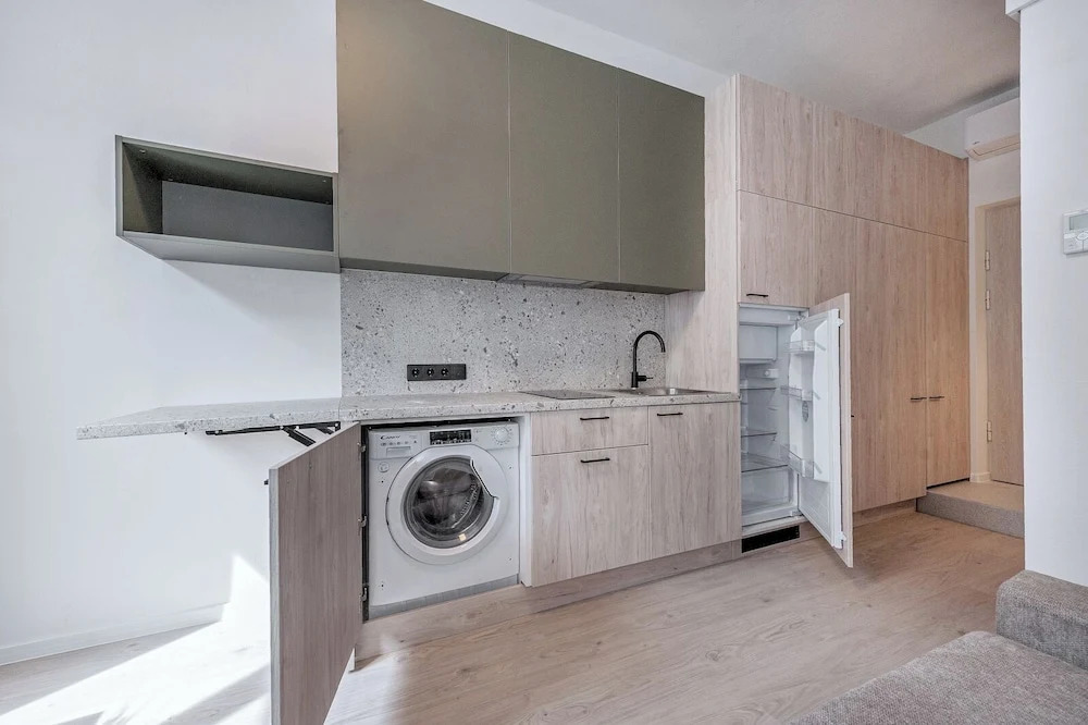 P-ONE APARTMENTS - Self Check-in