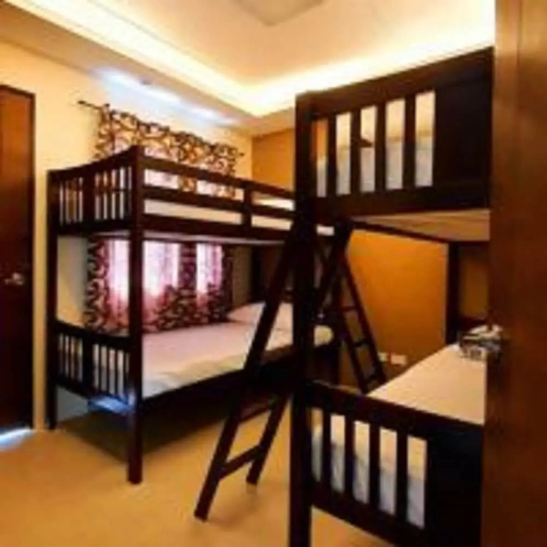 Spacio Caliraya B&B