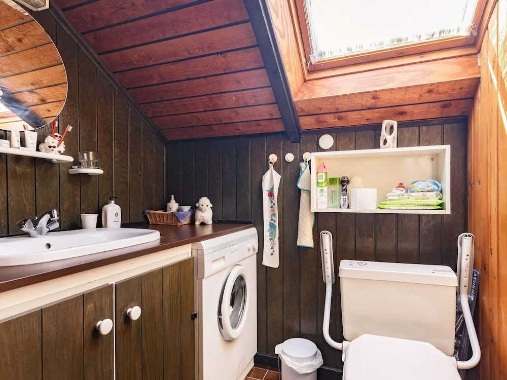 8 person holiday home in Løgstør-By Traum