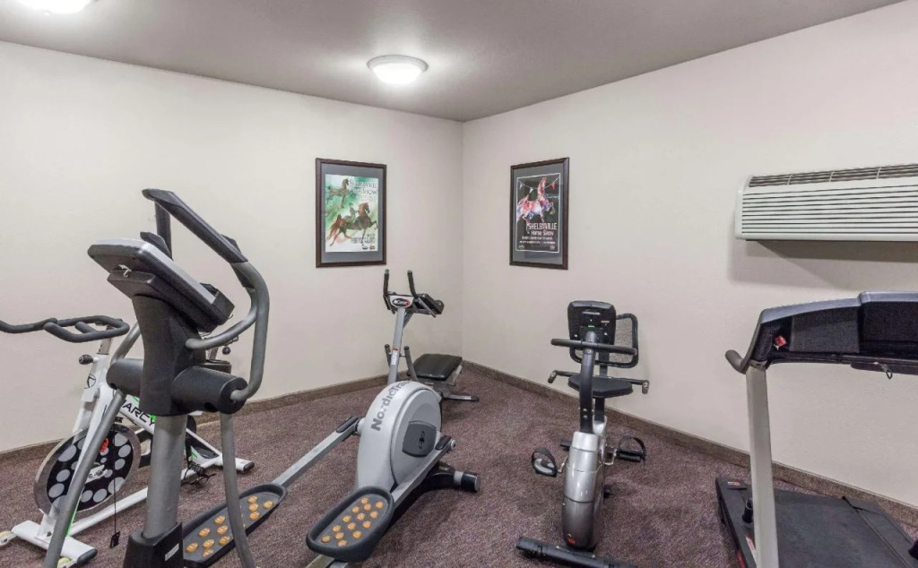 Comfort Inn & Suites Shelbyville