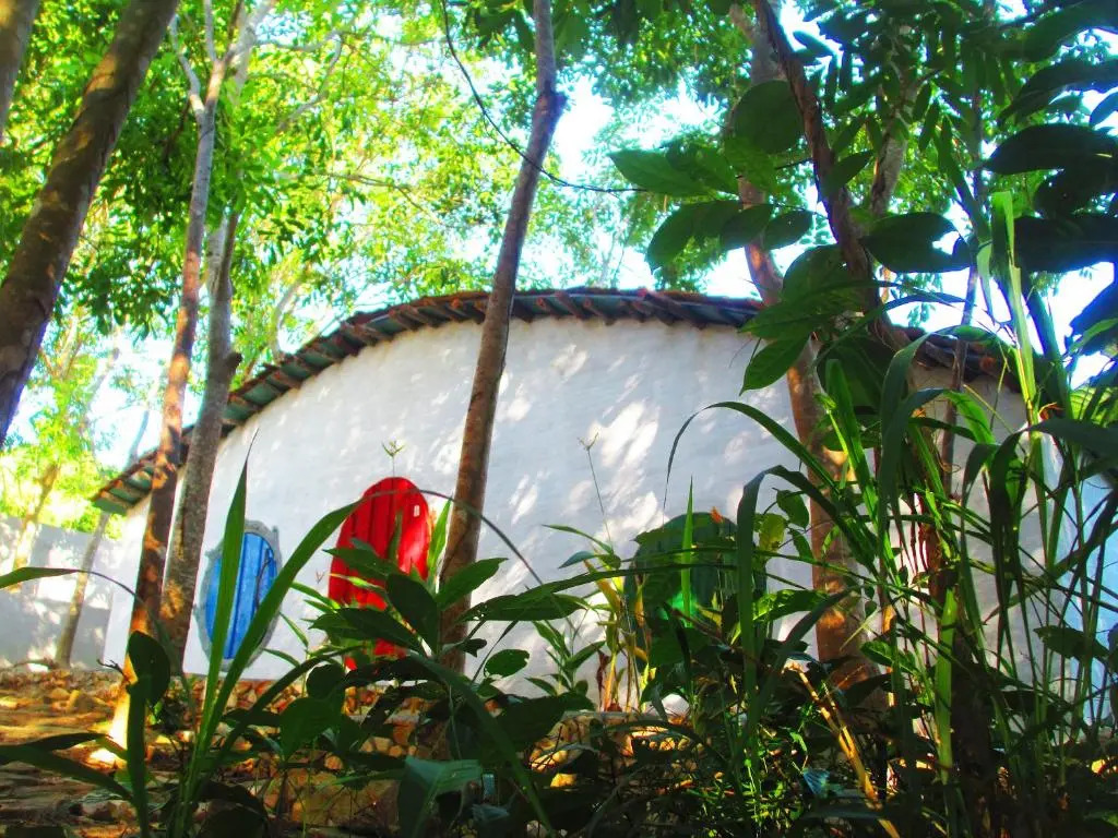 Phu Nam House - Resort