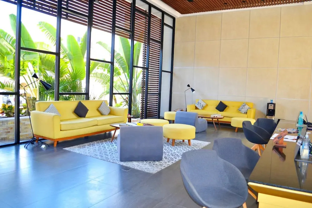 Modern Department With the Best Location, Skybar & Gym