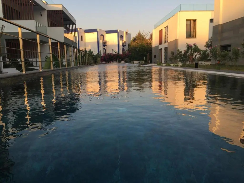 A'la Grand Residence