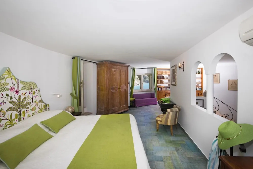 Villa Torre Trasita luxury suites
