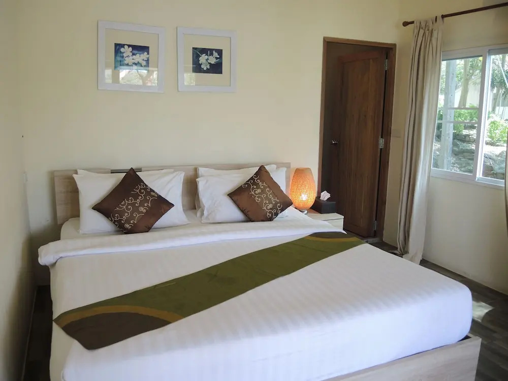 The C Samet Beach Resort SHA Plus