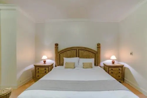 Vacation Bay - Brand New 2 BR in MESK Tower