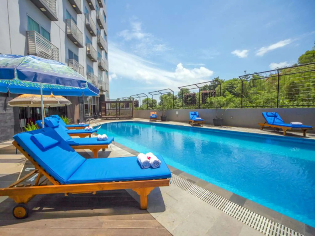 GiiA Hotel Nagoya Batam