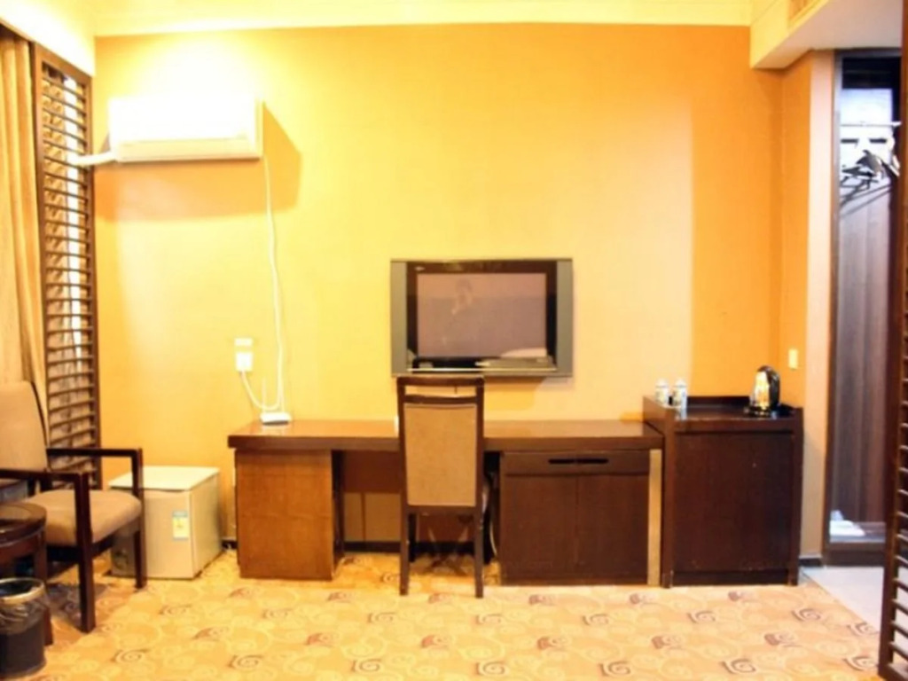 Yiwu Ou Jiang Hotel