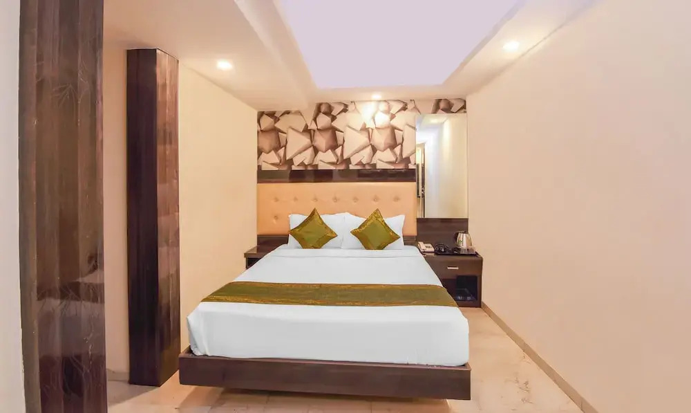 Hotel Palace Residency