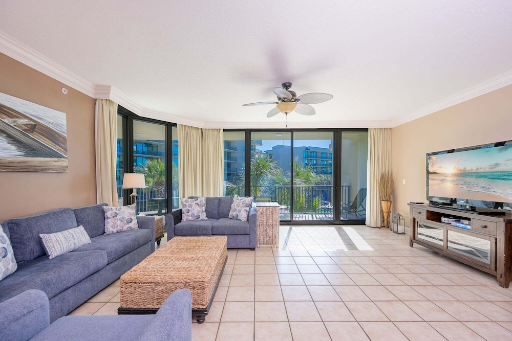 Phoenix On The Bay 1211 3 Bedroom Condo
