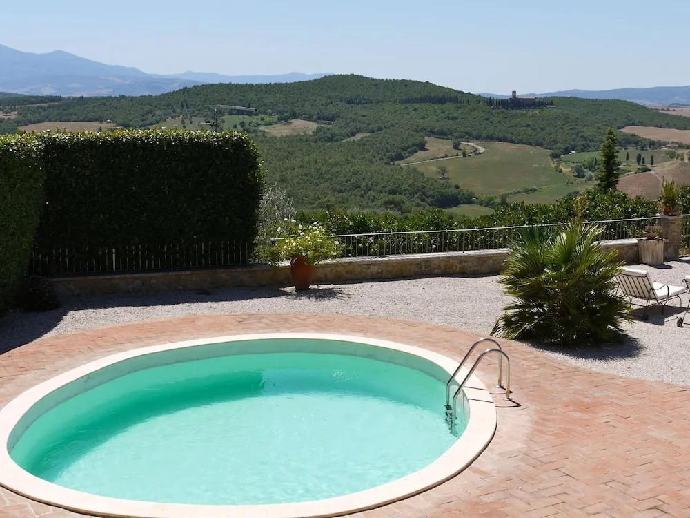 Luxurious Duplex Apartment With Private Pool & Spectacular Views