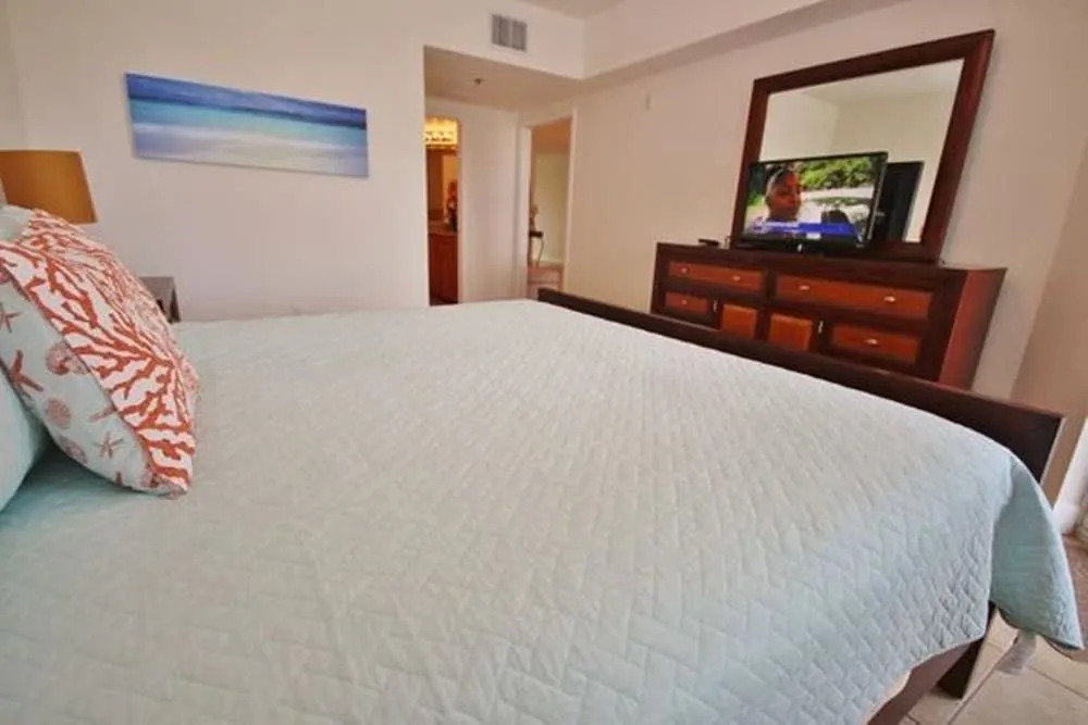 Oceanwalk 12-406 Apartment 2