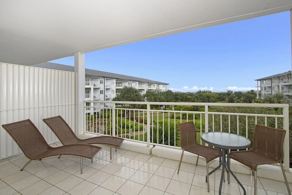 Resort On The Beach With Views - 5214/15