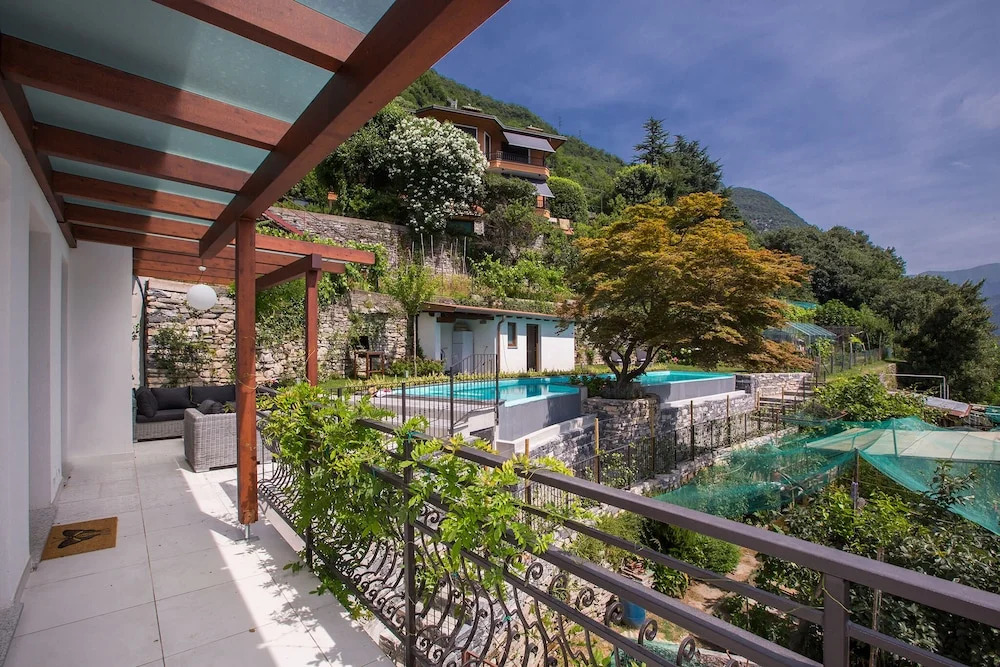 Villa Acero
