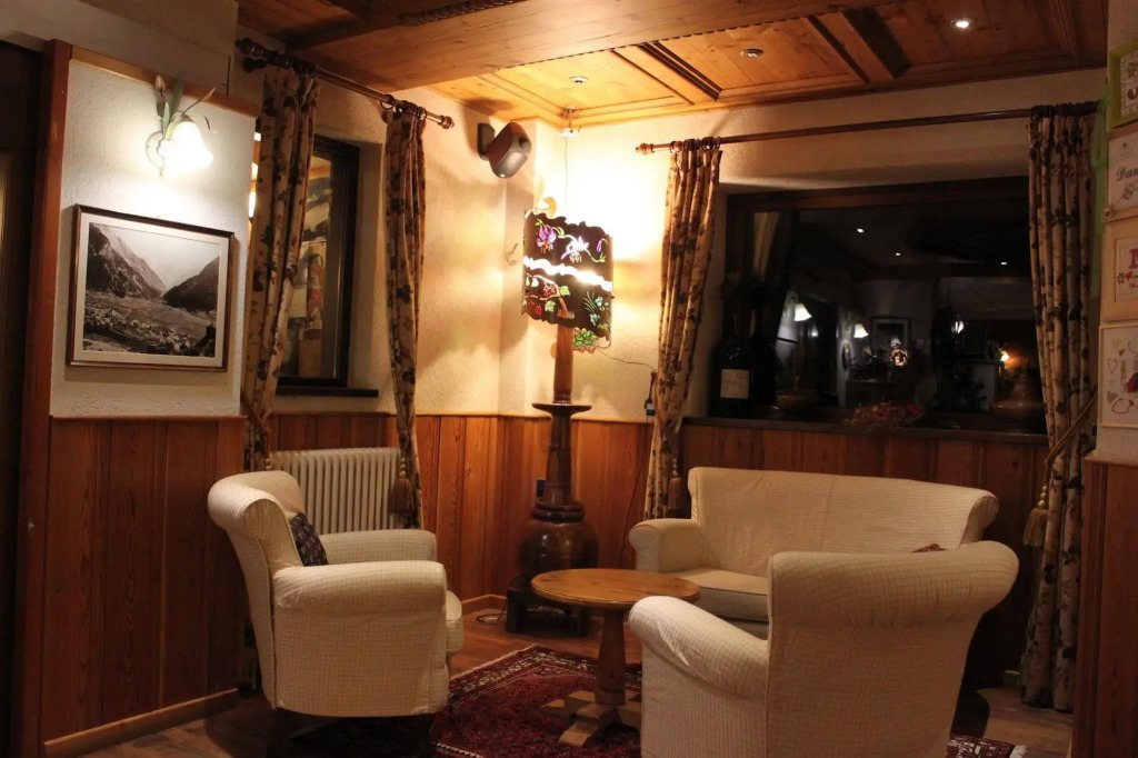 Hotel Bouton DOr - Cogne