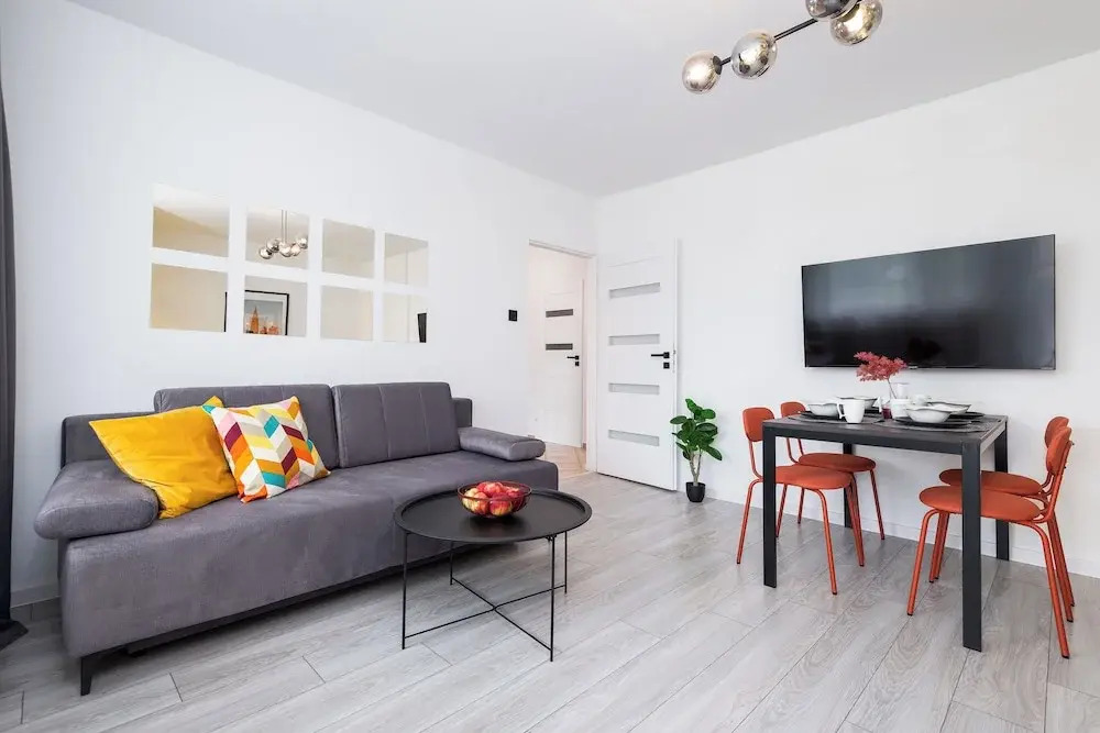 Family - by Kairos Apartments