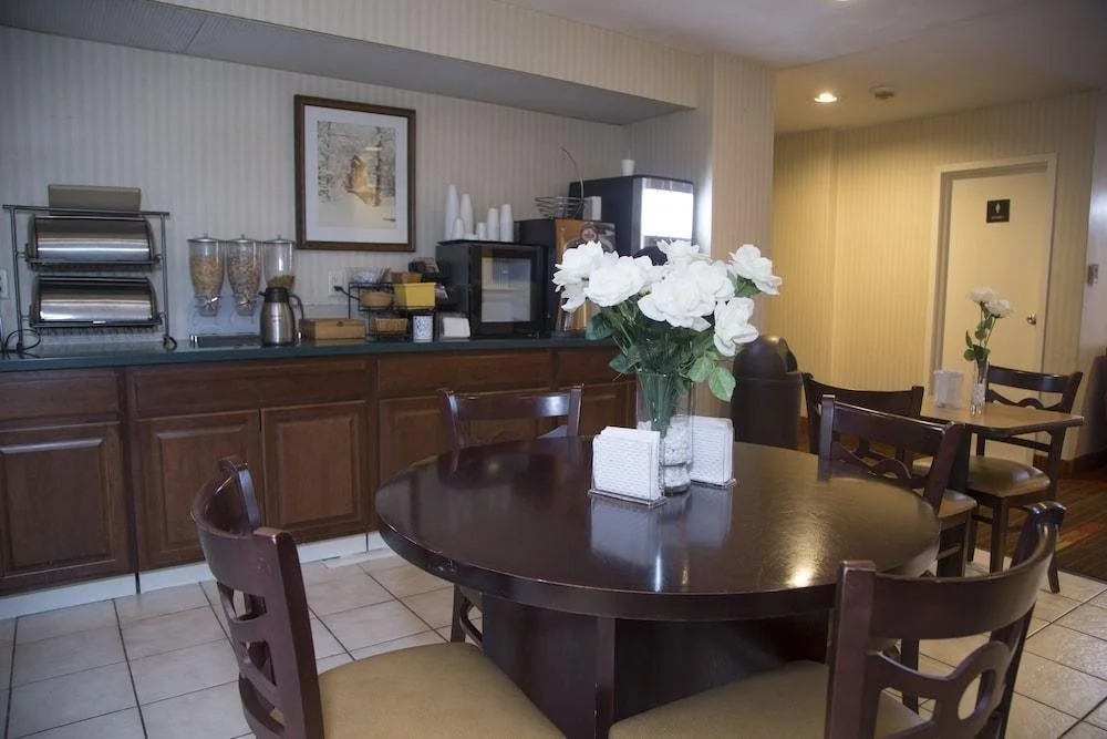 Charles River Inn