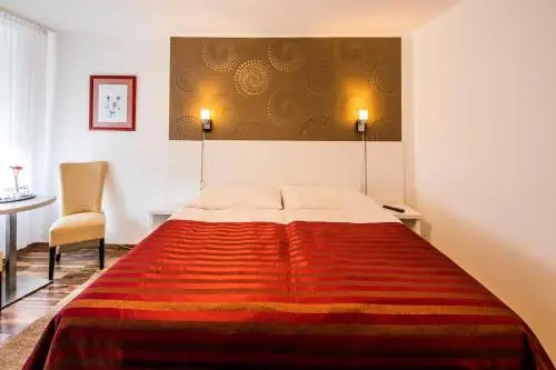 Riviéra Rooms Vendégszobák