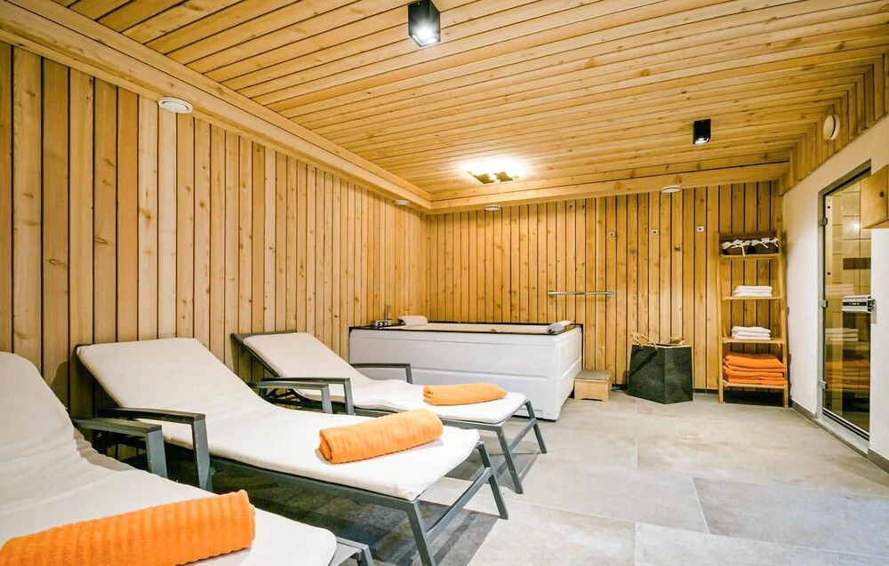 Nice Apartment in Wagrain With 4 Bedrooms, Wifi and Outdoor Swimming Pool
