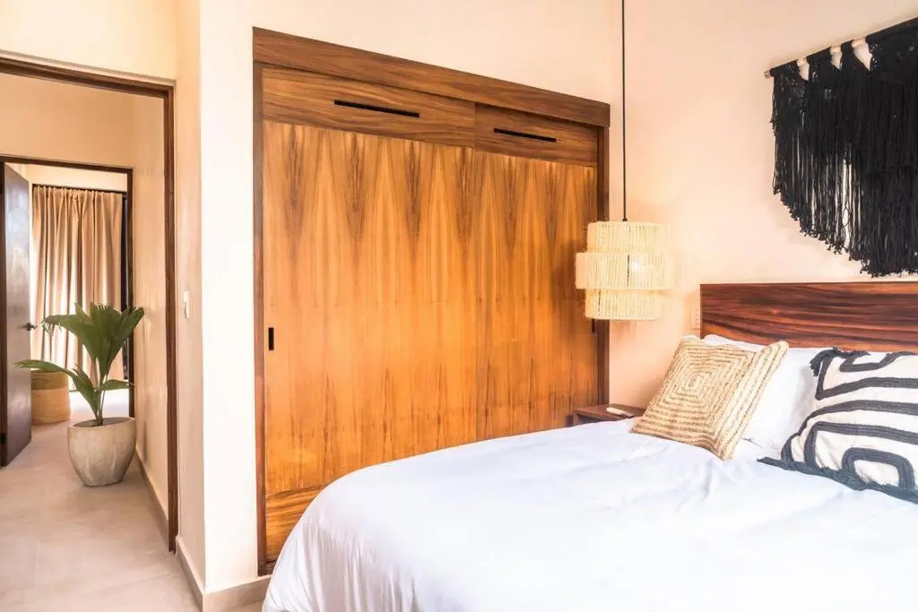 TOH luxury 2 Bedroom Minutes From Downtown