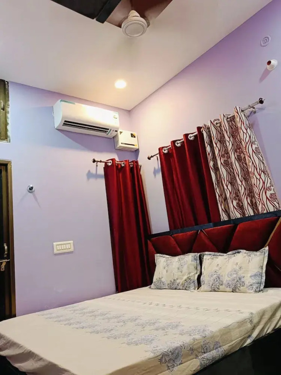 Manglam Homestay And paying Guest house