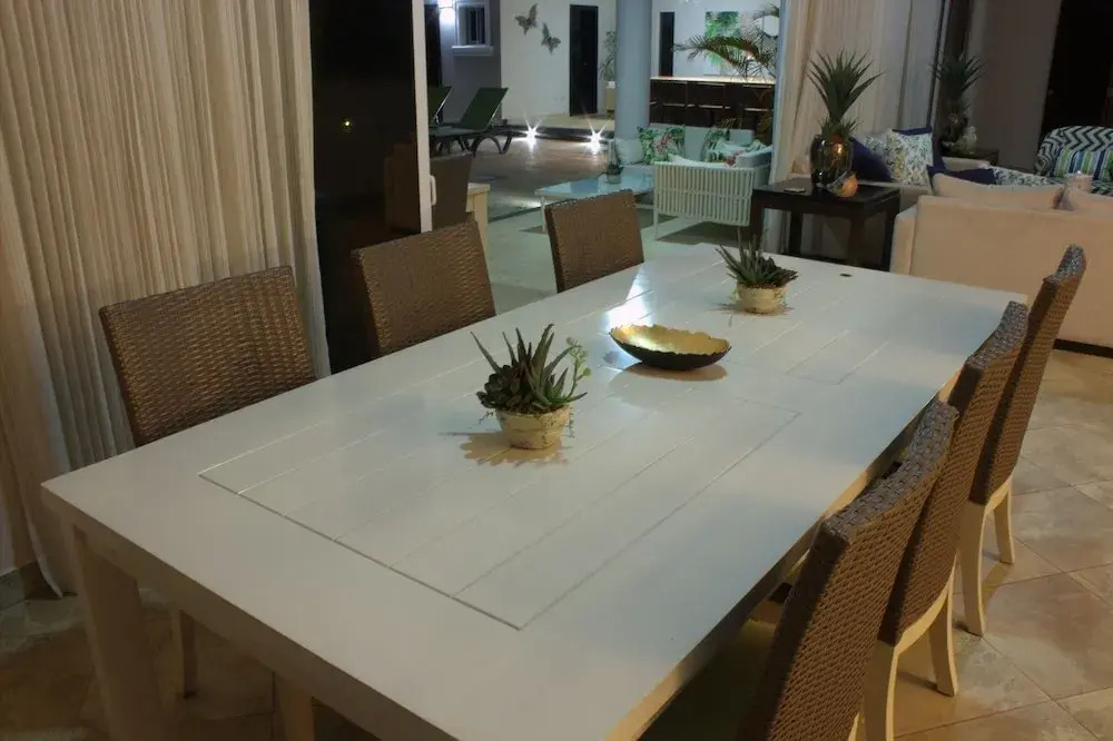 New six Bedroom With BBQ and Large Pool