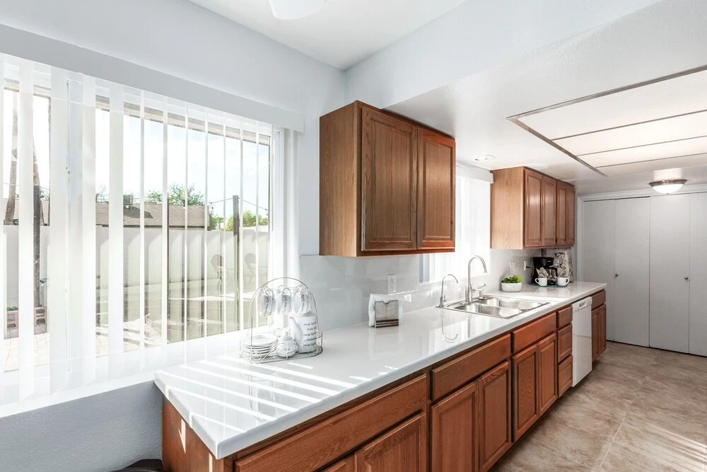 29th Phoenix 4 Bedroom Home by Redawning