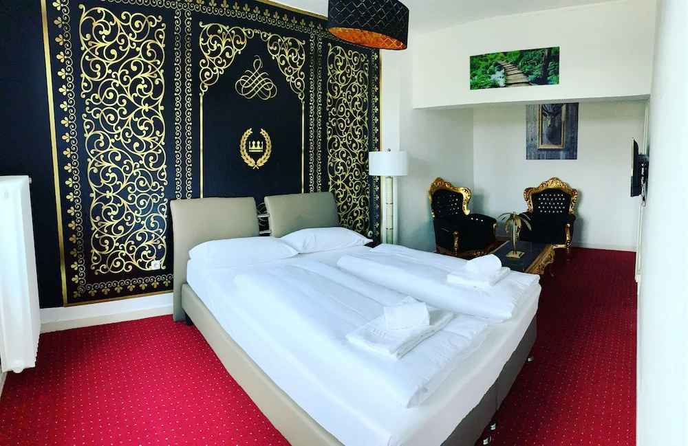 City Max Hotel