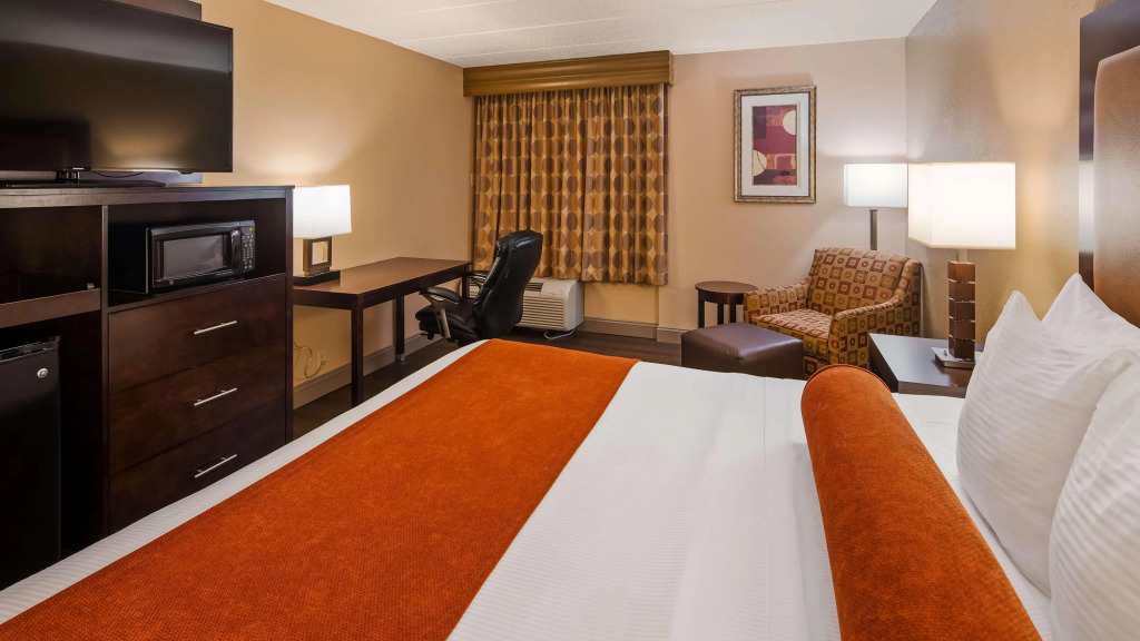 Best Western Crossroads of the Bluffs