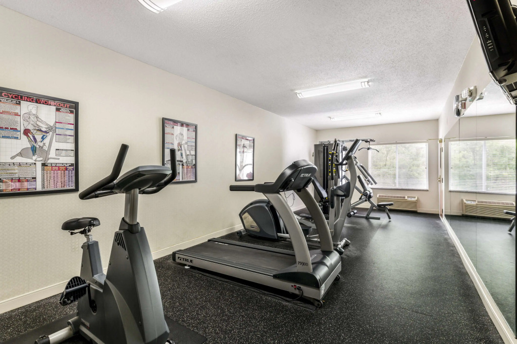 Best Western Plus New England Inn & Suites