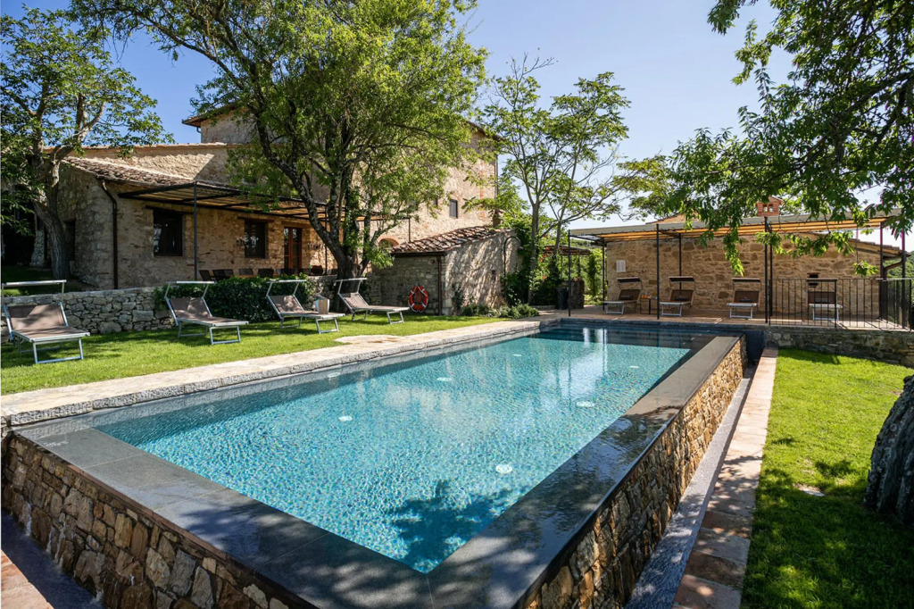 Casa allErta, villa with private pool