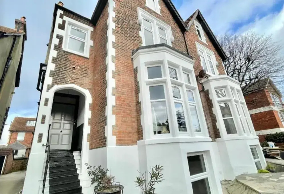 Large Boutique Self Catering Southsea Holiday Flat