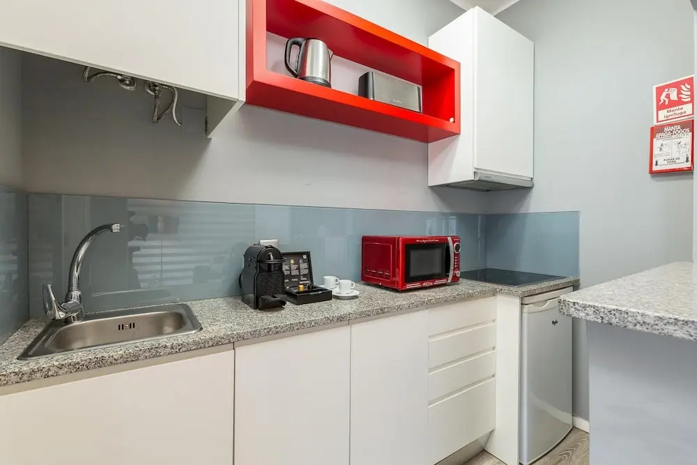 Capela 1 in Oporto With 1 Bathrooms