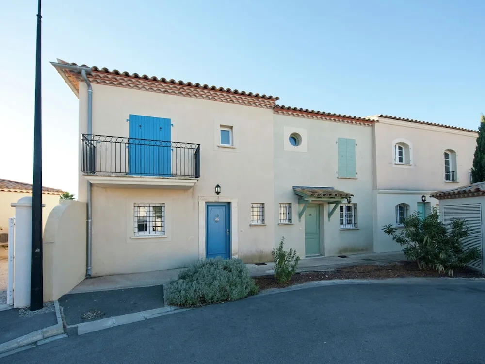Villa with Marina View