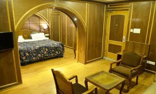 Kashmir Mahal Resorts by Stay Pattern