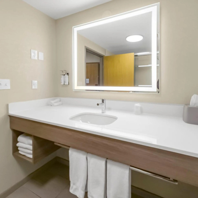 Holiday Inn Express Salt Lake City South - Midvale by IHG