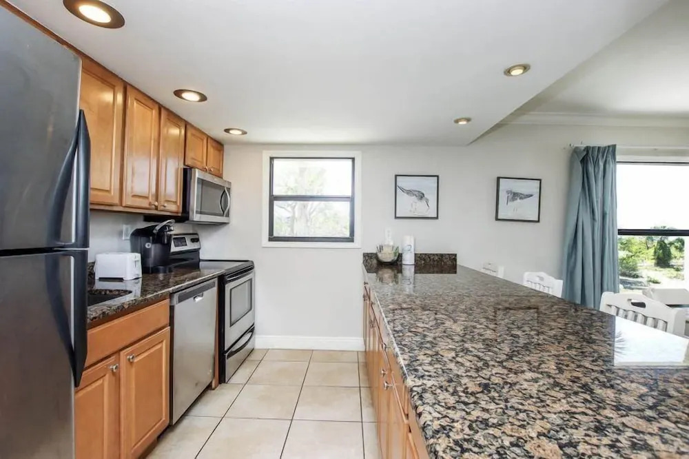 South Seas Beach Villa 2001