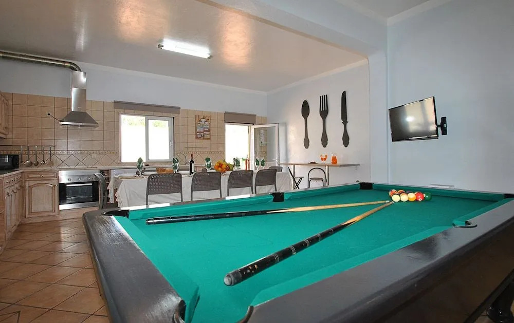 Villa Zanzibar - Refúgio com piscina aquecível e BBQ