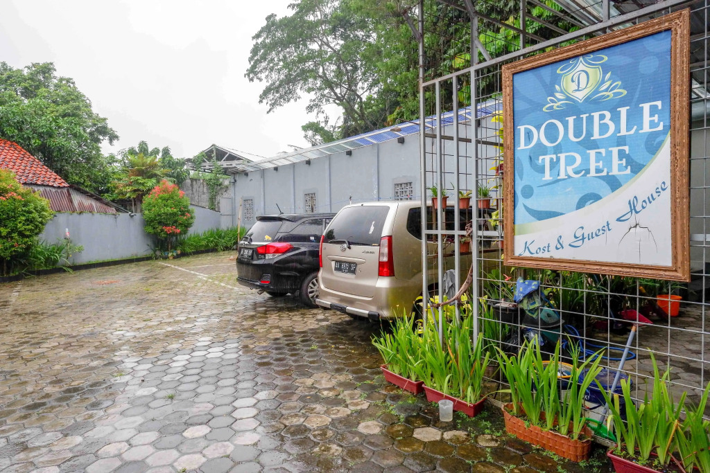 Super OYO 3746 Double Tree Guesthouse