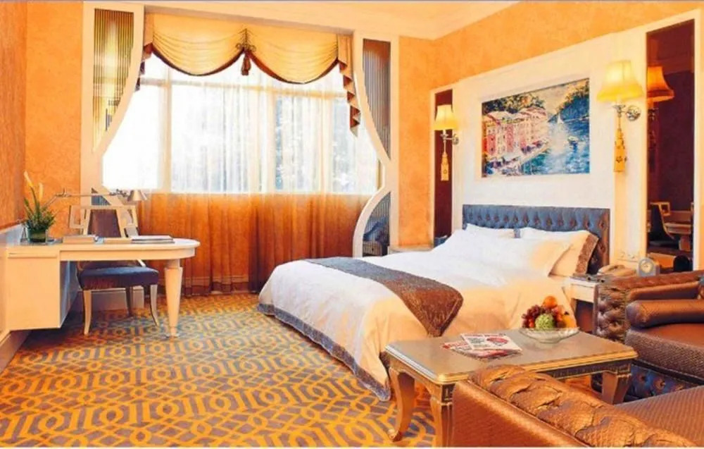 Dongguan California Hotel