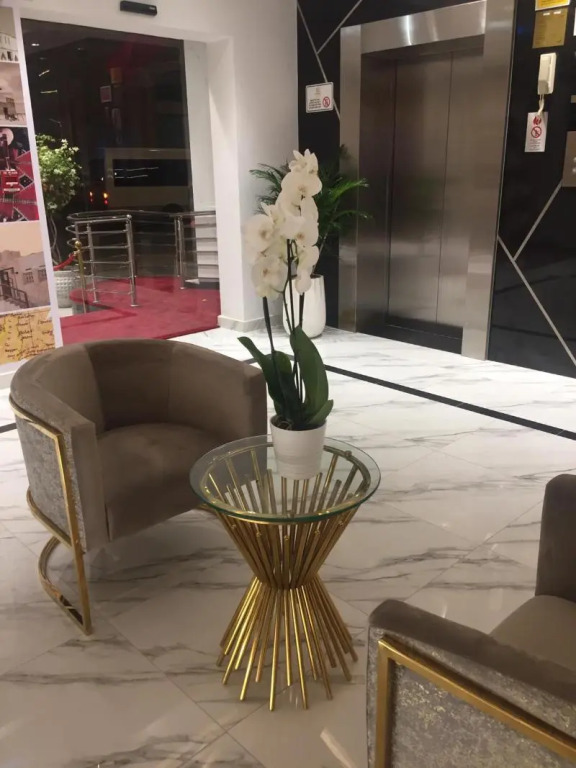Al Manzil Residence Suites