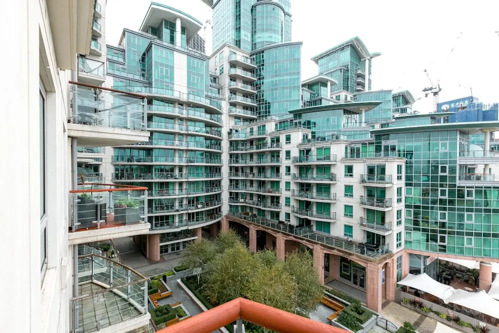 River view Luxury 3bed flat with views